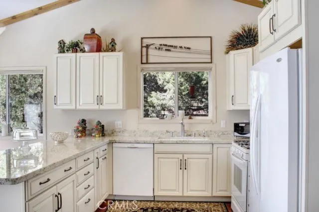 1099 Cedar Mountain Road, Big Bear, California 92314