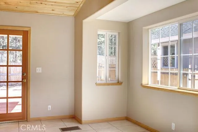 430 Wagon Wheel Road, Big Bear, California 92314