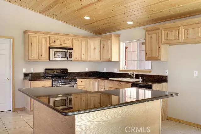 430 Wagon Wheel Road, Big Bear, California 92314
