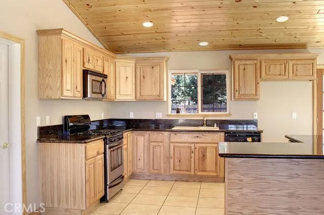 430 Wagon Wheel Road, Big Bear, California 92314
