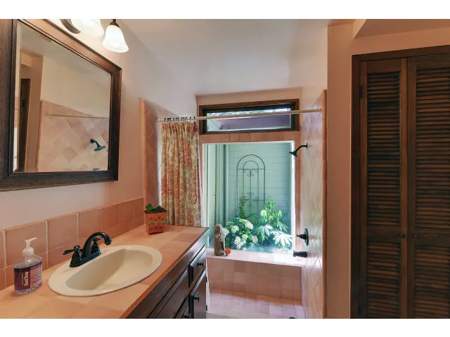580 Rancho Prieta Road, Los Gatos, California 95033
