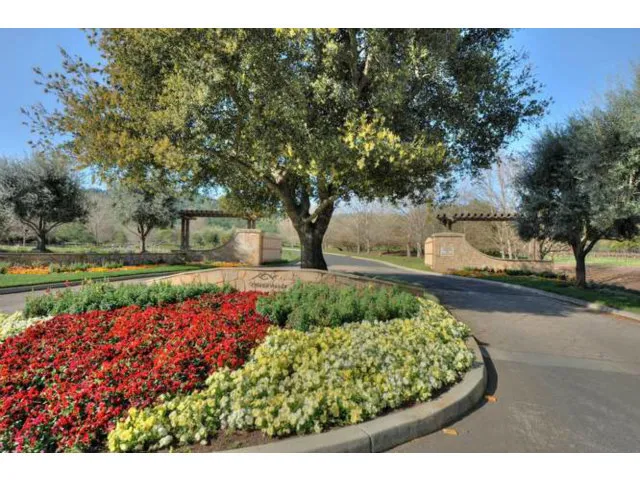 1405 Lakeview Court, San Martin, California 95046
