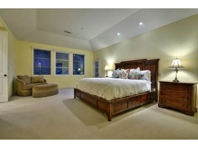 1405 Lakeview Court, San Martin, California 95046