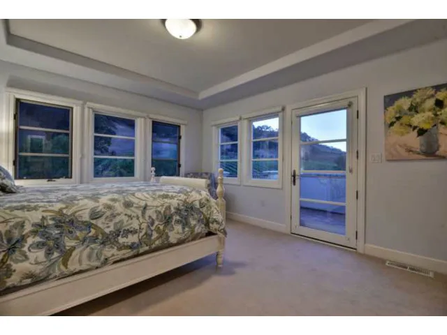 1405 Lakeview Court, San Martin, California 95046