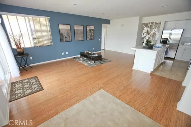 5540 Strand 401, Hawthorne, California 90250