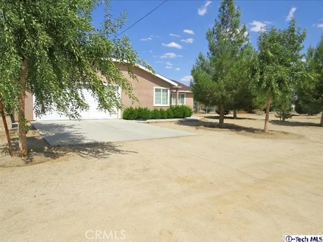 10359 E Avenue R6, Littlerock, California 93543