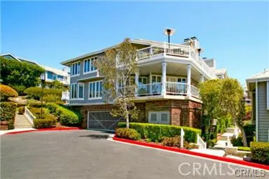 end unit Villa