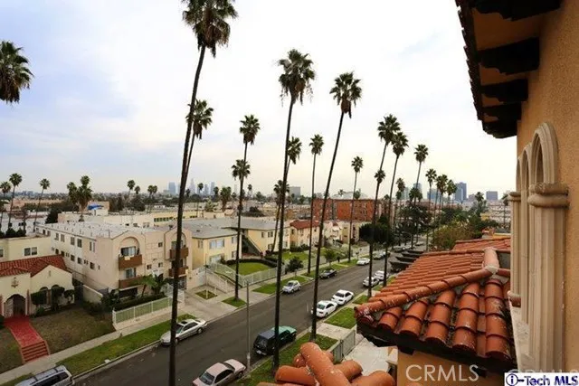 147 N Berendo Street 303, Los Angeles, California 90004