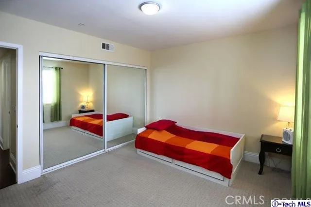 147 N Berendo Street 303, Los Angeles, California 90004