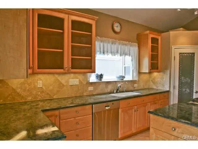 215 S Irena Avenue A, Redondo Beach, California 90277