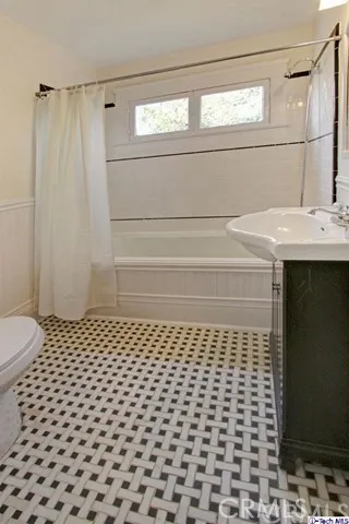 3599 Milton Street, Pasadena, California 91107