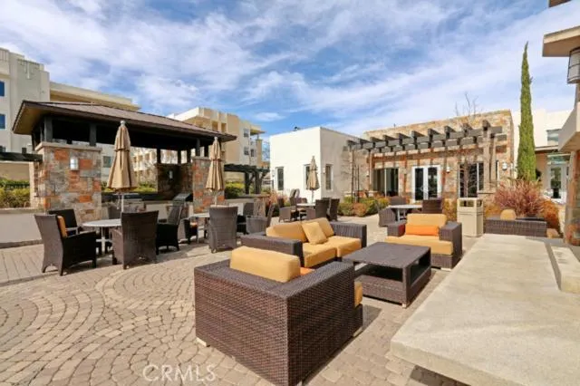5540 Strand 302, Hawthorne, California 90250