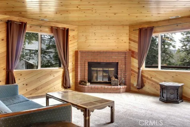 43172 Sunset Drive, Big Bear, California 92315