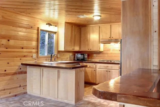 43172 Sunset Drive, Big Bear, California 92315