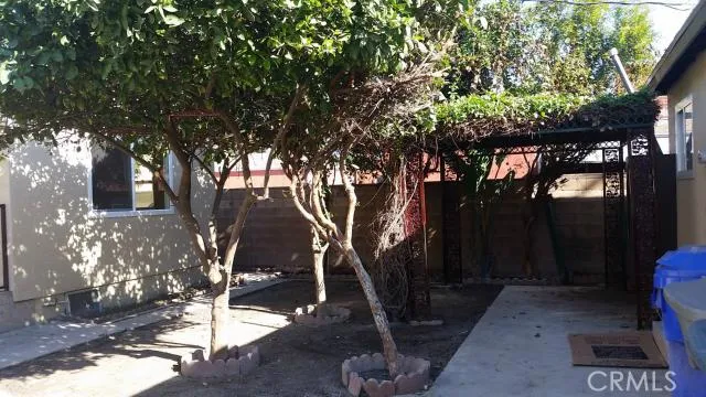 2923 Laurel Place, South Gate, California 90280