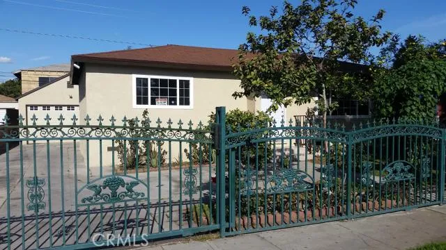 2923 Laurel Place, South Gate, California 90280