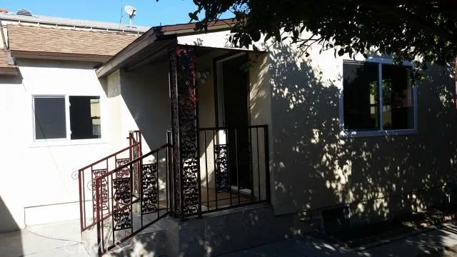 2923 Laurel Place, South Gate, California 90280