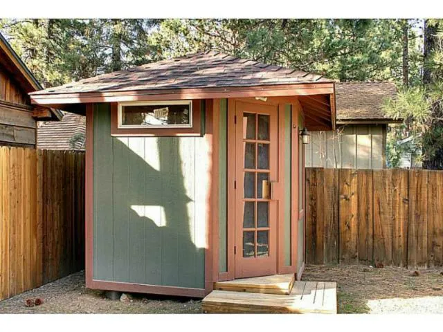 905 Tinkerbell Avenue, Big Bear, California 92314