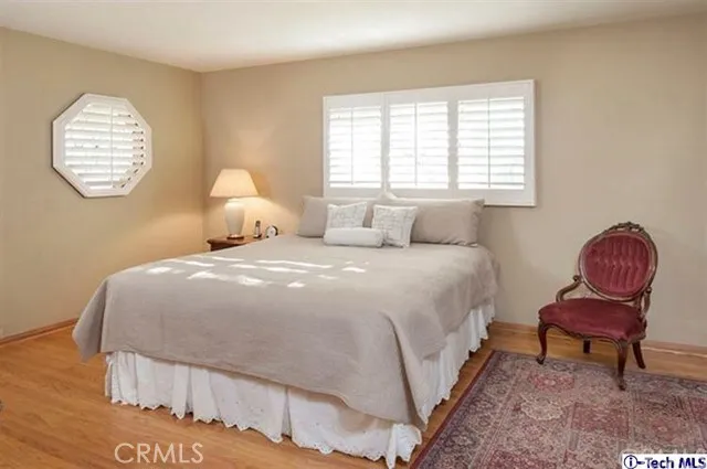 401 Meadows Drive, Glendale, California 91202