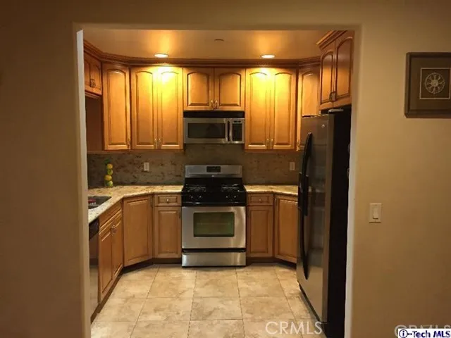540 Alexander Street, Glendale, California 91203