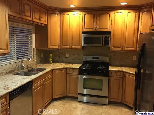 540 Alexander Street, Glendale, California 91203