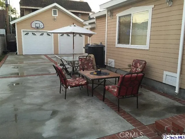 540 Alexander Street, Glendale, California 91203