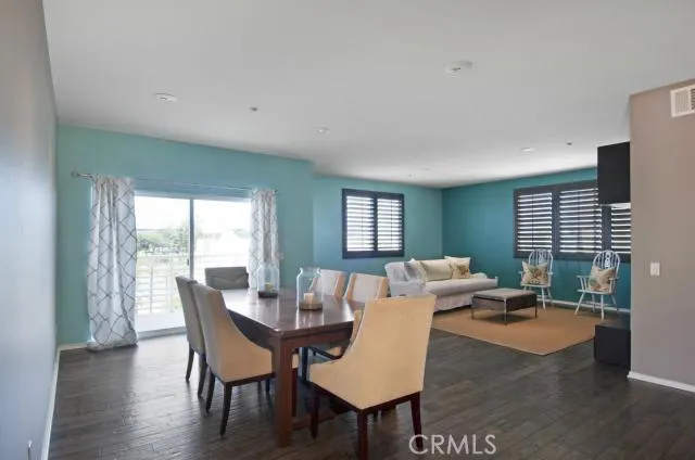 13032 Union Avenue 304, Hawthorne, California 90250