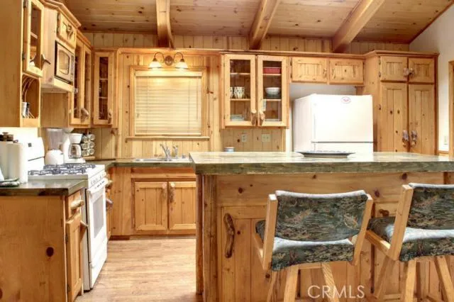 40356 Cliff Lane, Big Bear, California 92315