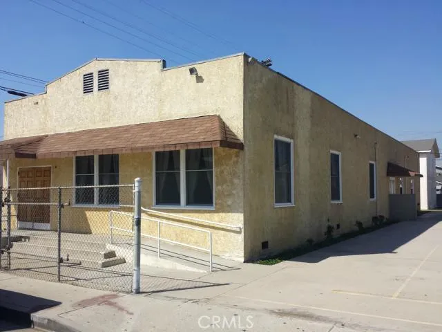 1135 S. Kern Ave