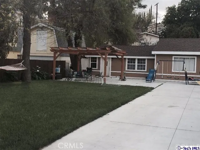 10665 Sable Avenue, Sunland, California 91040