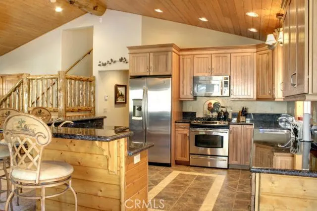 42750 Gold Rush Drive, Big Bear, California 92315