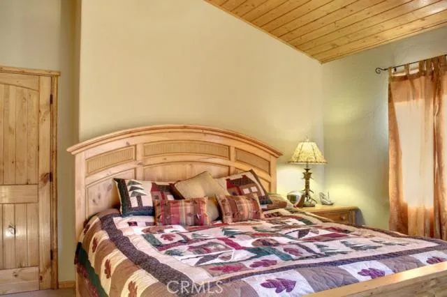 42750 Gold Rush Drive, Big Bear, California 92315