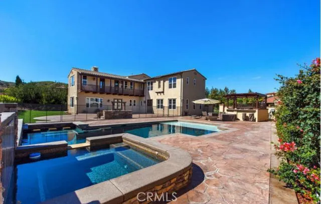 2715 Versante, Chino Hills, California 91709