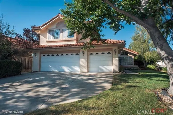 Beautiful 2-story home in The Arbors in San Luis Obispo.