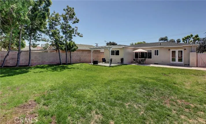 Large backyard perfect for family and entertaining.