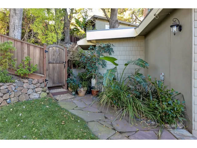 20808 Pamela Way, Saratoga, California 95070