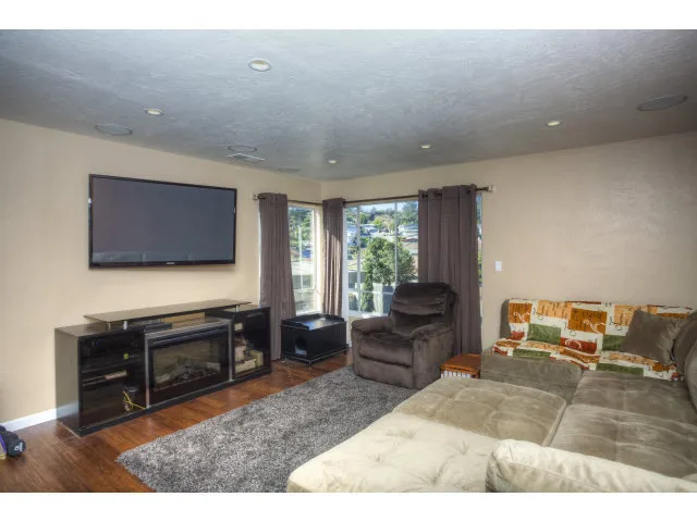 2550 Maywood Drive, San Bruno, California 94066