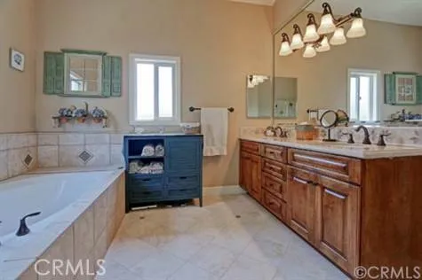 123 S Guadalupe Avenue C, Redondo Beach, California 90277