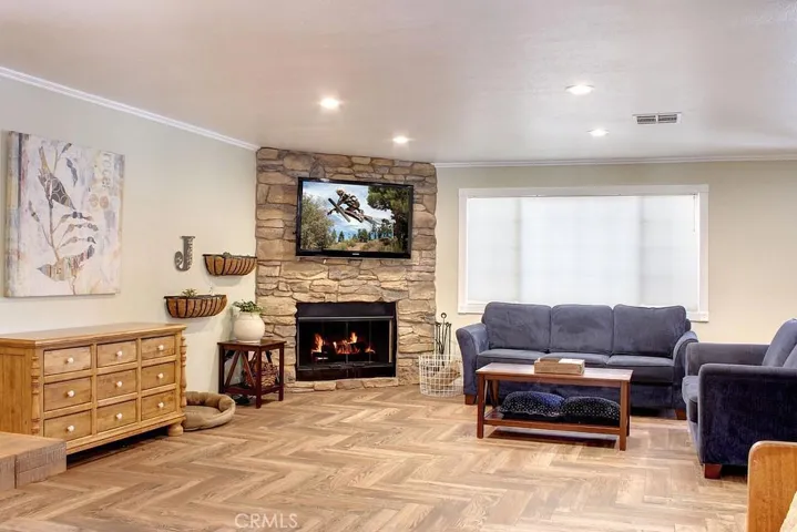 1529 Malabar Way, Big Bear, California 92314