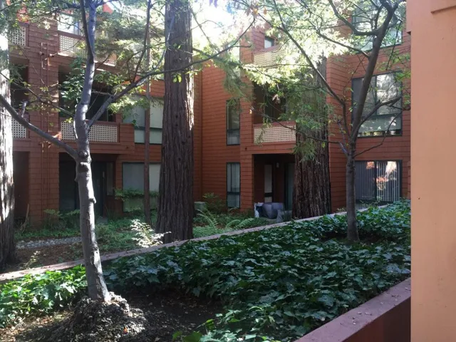 4250 El Camino Real 123, Palo Alto, California 94306