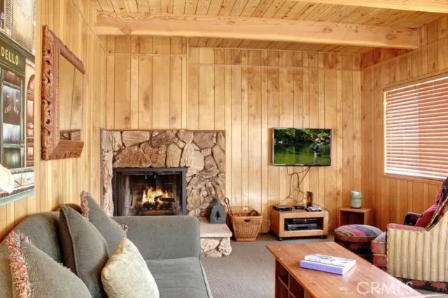 1670 Wolf Road, Big Bear, California 92314