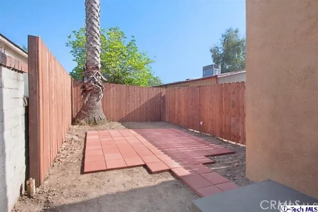 557 Vermont Street, Altadena, California 91101
