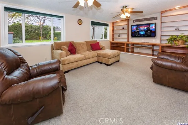 2119 N Lamer Street, Burbank, California 91504