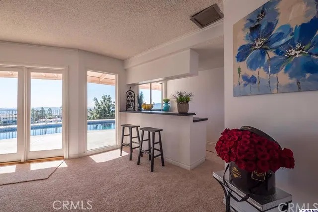 330 Wonderview Drive, Glendale, California 91202