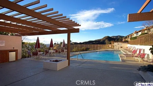 1613 Camino De Villas, Burbank, California 91501