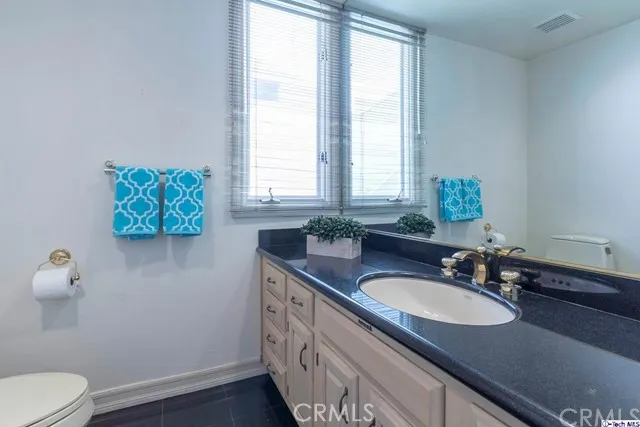 3322 Barnes Circle, Glendale, California 91208