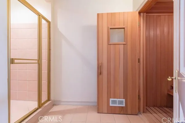 3322 Barnes Circle, Glendale, California 91208