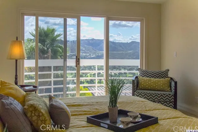 3322 Barnes Circle, Glendale, California 91208