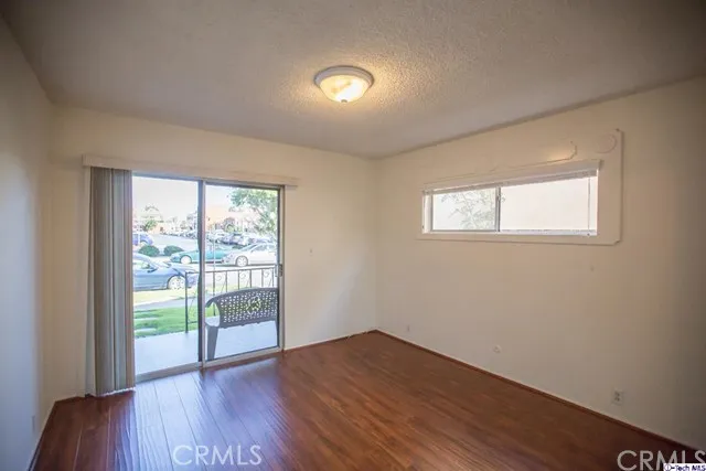 215 N Kenwood Street 105, Glendale, California 91206