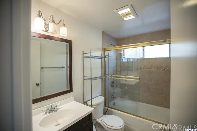 215 N Kenwood Street 105, Glendale, California 91206